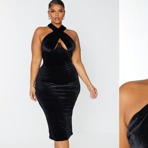 PrettyLittleThing underwired cross front midi Black Velvet Dress size 16